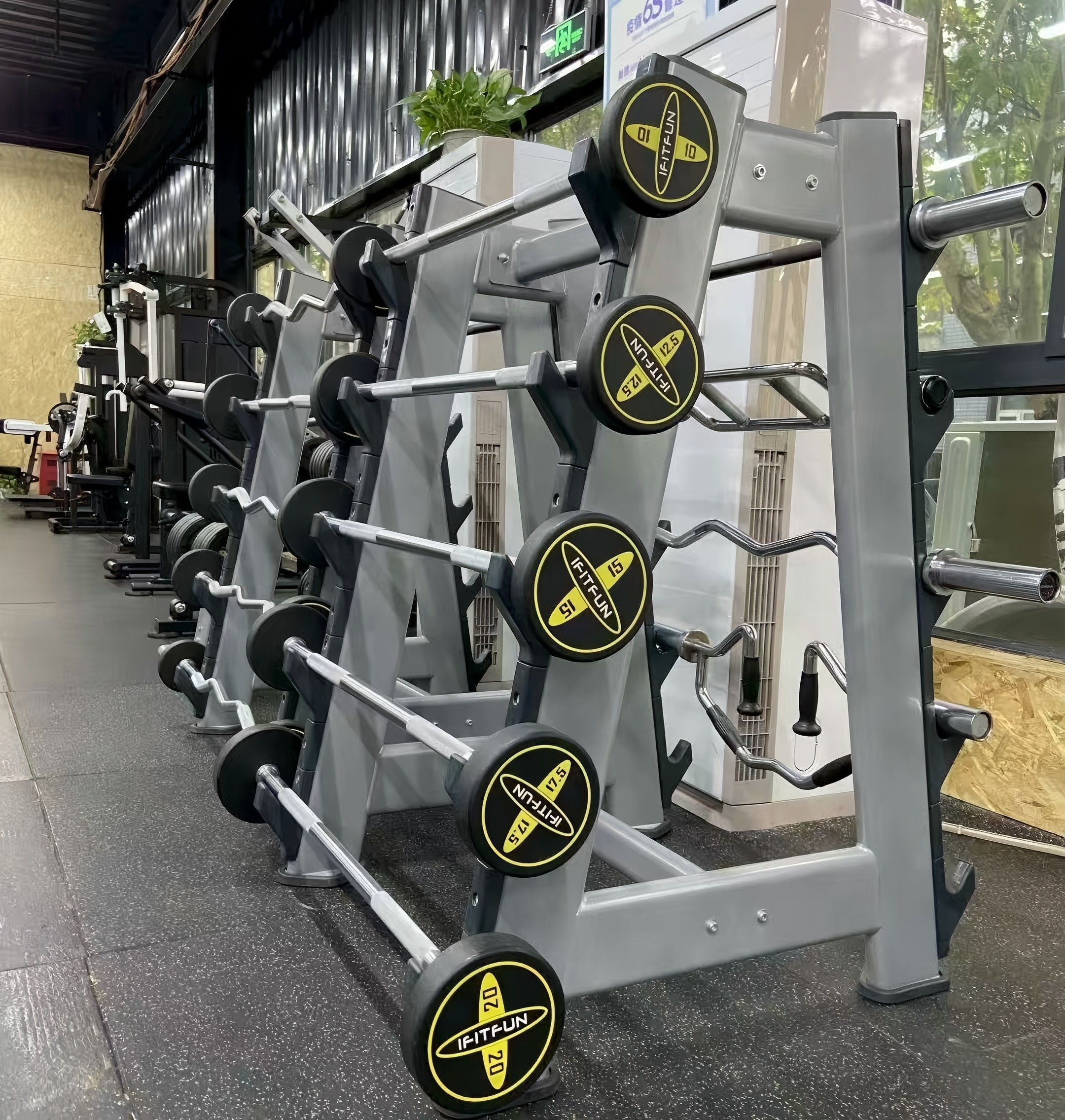 Guida alla selezione di barre del bilanciere per attrezzature per il fitness