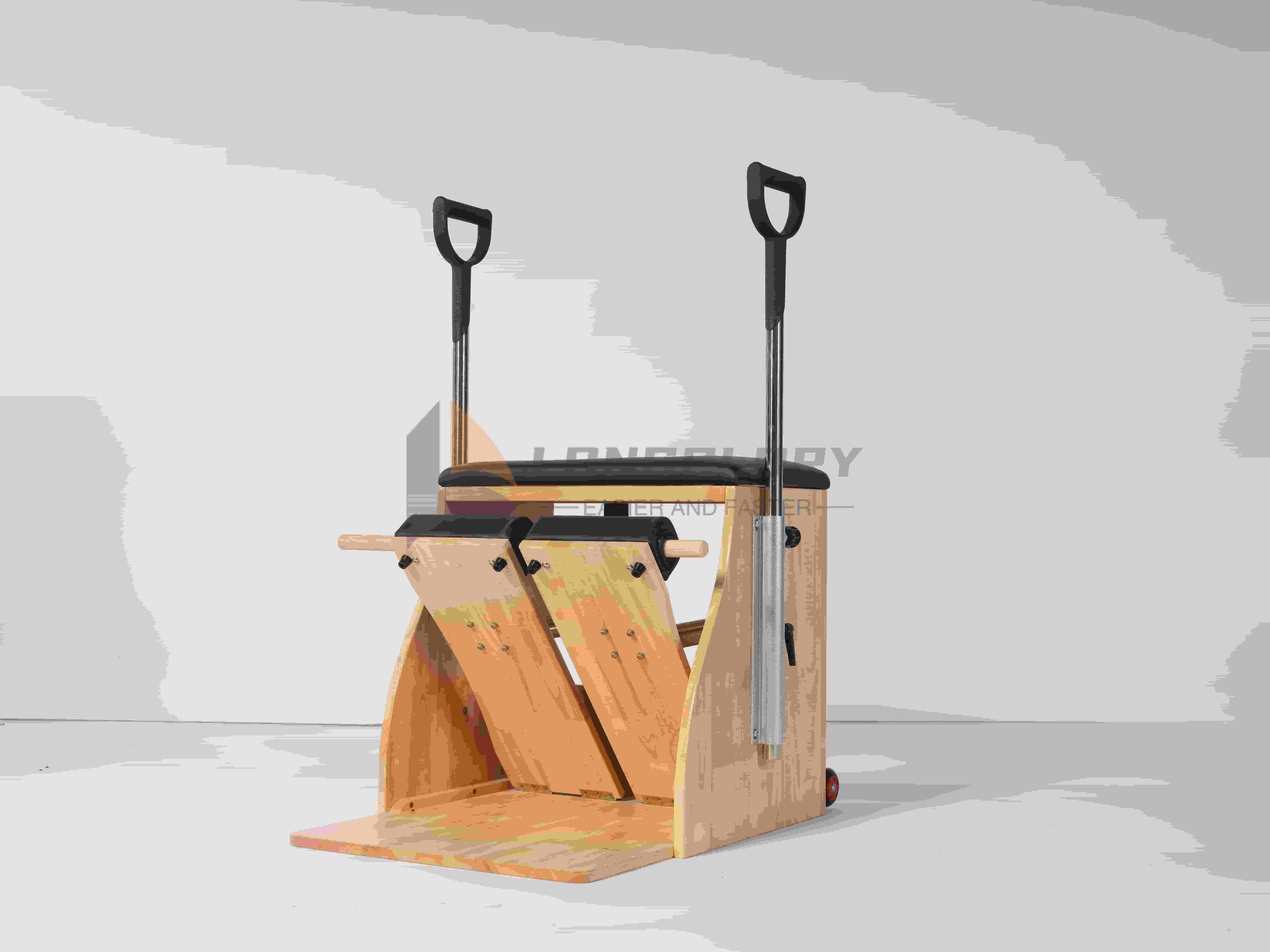 Sedia Wunda in legno di quercia