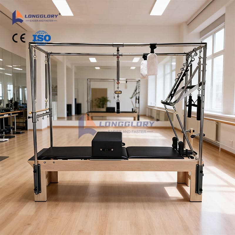 Esercizio Yoga Pilates Cadillac Reformer